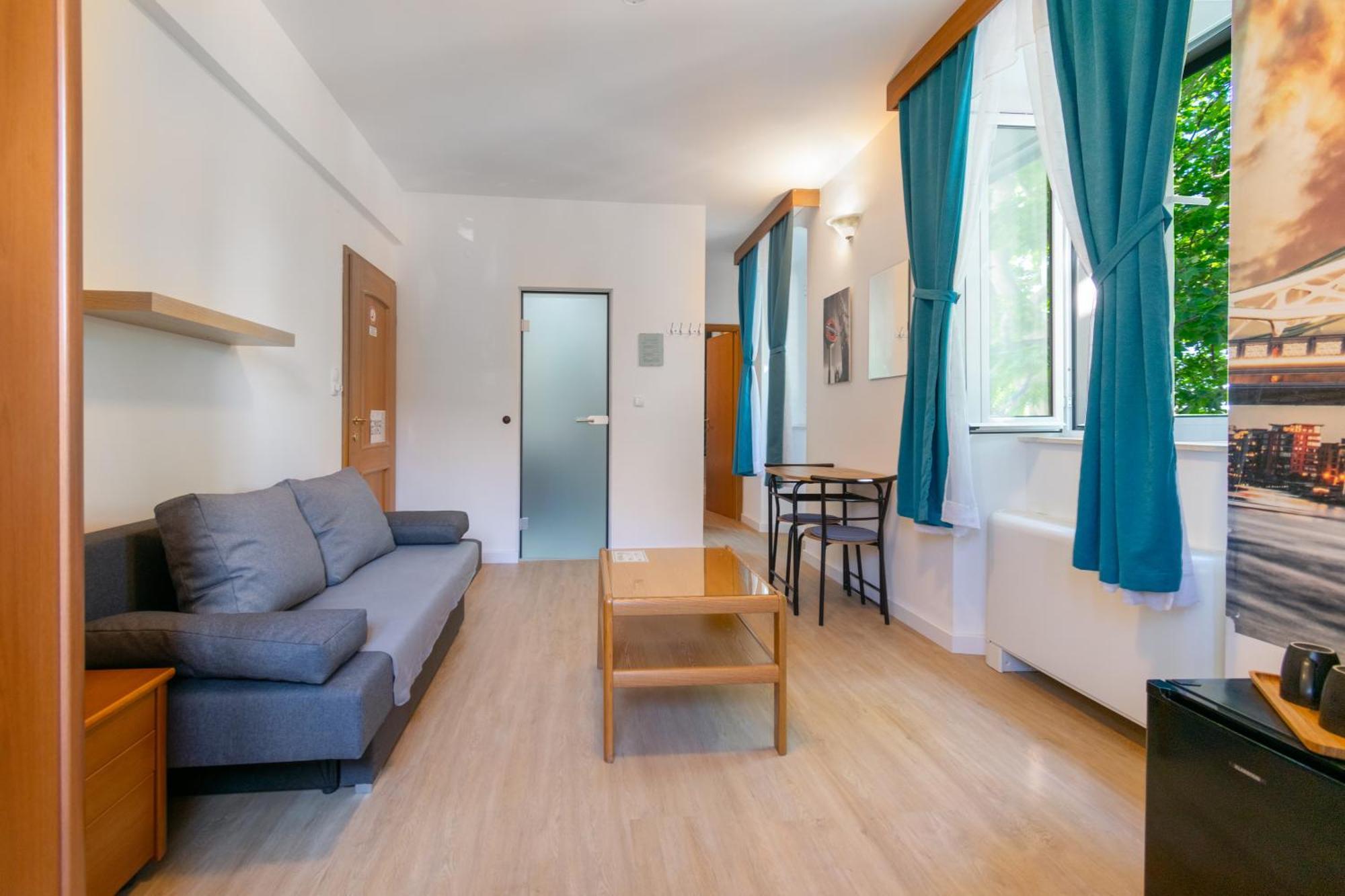 Bed & Breakfast Palac -Free Parking- Baska Voda Ngoại thất bức ảnh