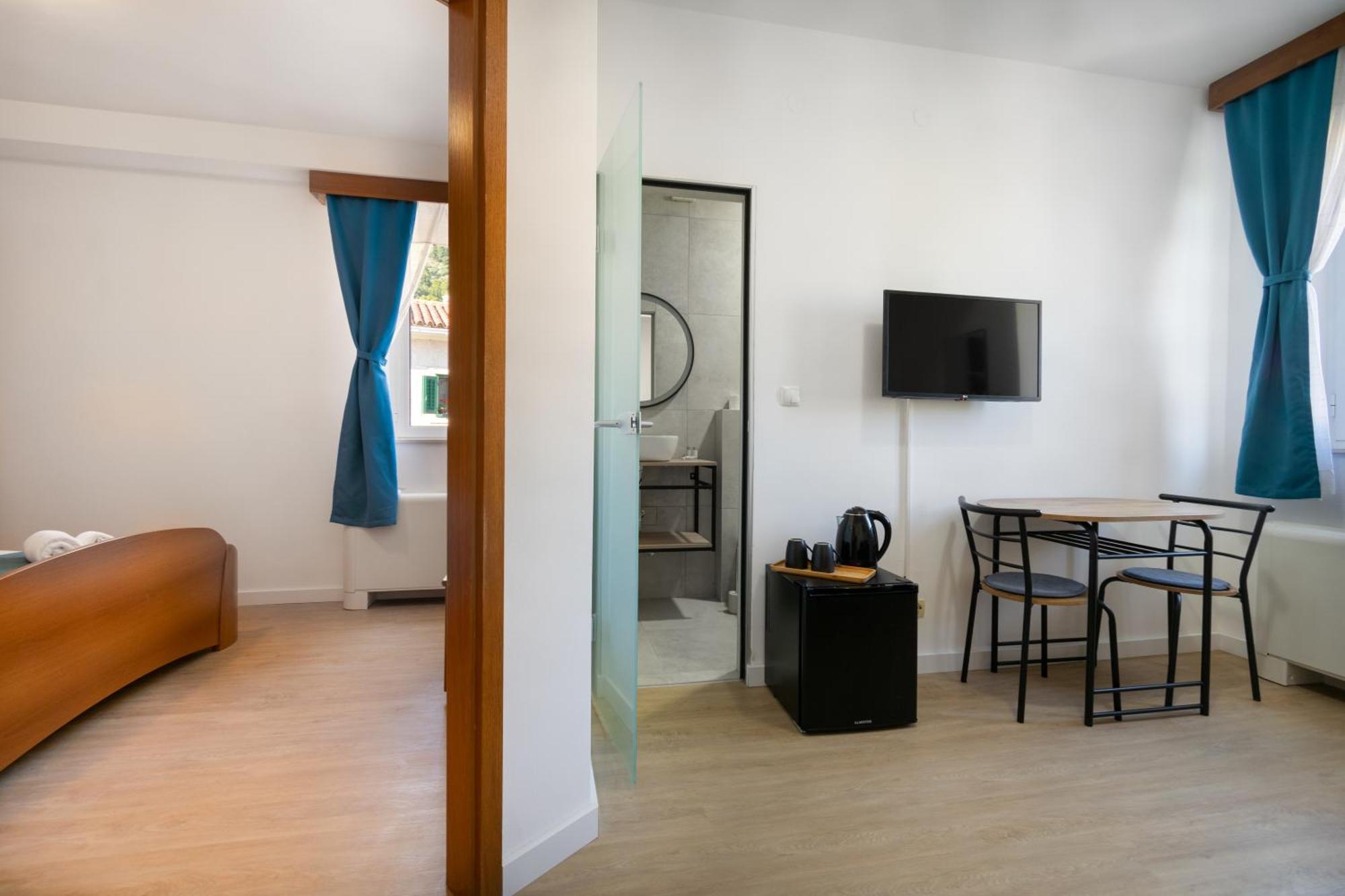Bed & Breakfast Palac -Free Parking- Baska Voda Ngoại thất bức ảnh